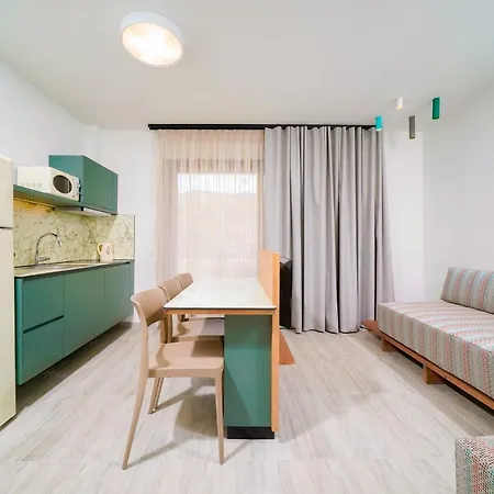Oikies Doreta Apart Otel *