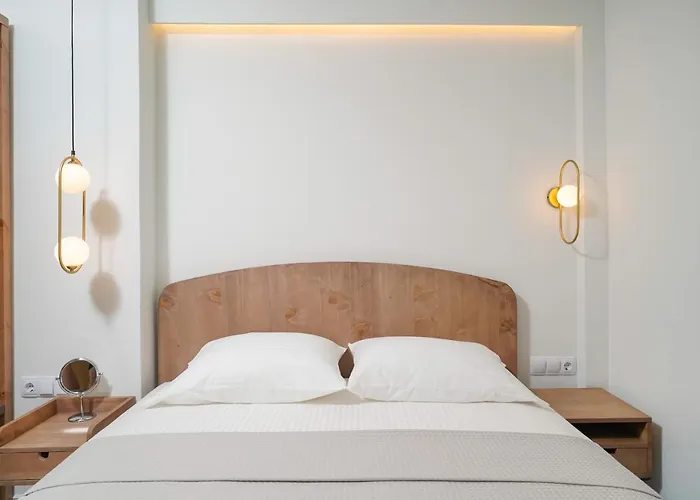 Aparthotel Oikies Doreta 4*